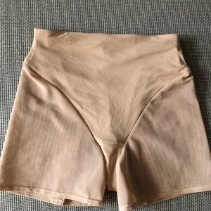 Va Bien Control Brief - Nude